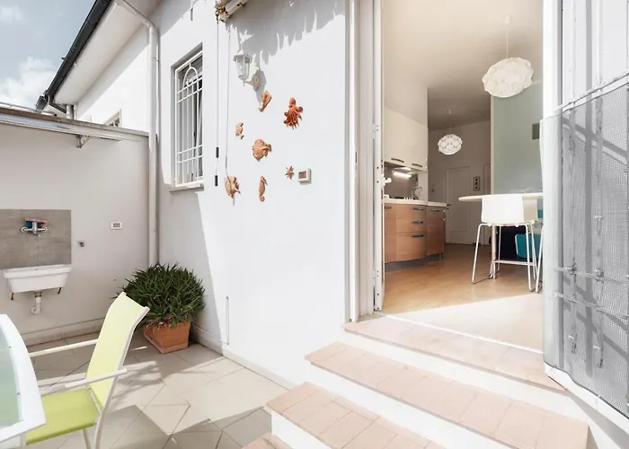 Stellamaris, Relax A * Viareggio