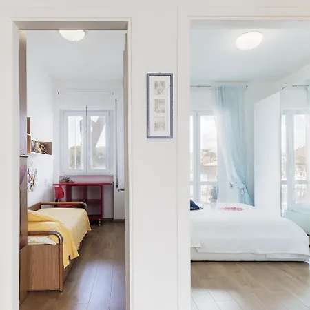 Stellamaris, Relax A * Viareggio